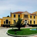Aksident i FRIKSHËM në Itali brenda një tuneli, përfshihen 80 automjete