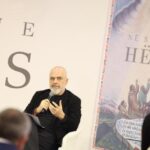 Trump mesazh iranianëve: Nëse duan të flasin, le të telefonojnë. Ne i kemi të gjitha kartat në dorë, ata asnjë