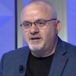 “Këtu ka vetëm Maqedoni, le ta mësojnë të gjithë”/ Forcat e RMV provokojnë para protestës për gjuhën shqipe, studenti organizator: Rastësi apo paralajmërim?