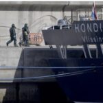 Avioni bën ulje emergjente, panik në aeroportin e Athinës